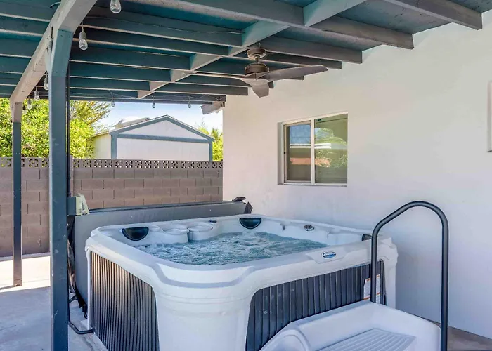 Holiday home Casa - Private Paradise W Pool Putt & Games