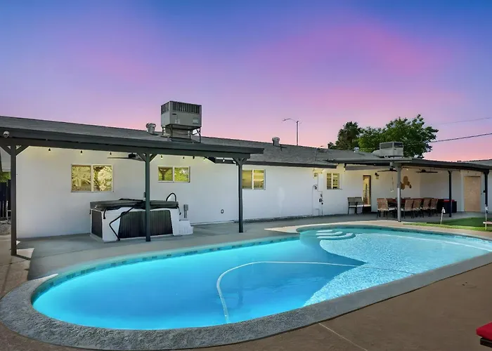Holiday home Casa - Private Paradise W Pool Putt & Games *